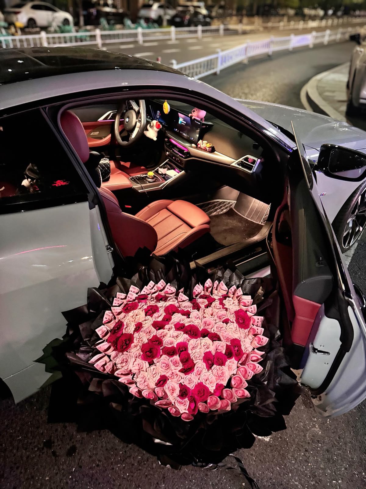 大花束33-99支(Grand Fresh Flower Bouquet 33-99 Stems | Real Gift Delivered to the Streamer)