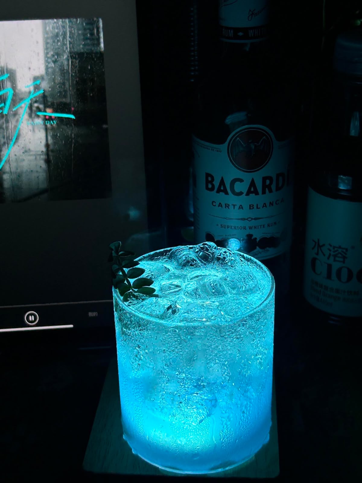 限定联名款特调(Limited Edition Collaboration Special Drink | Freshly Made & Delivered to the Streamer)