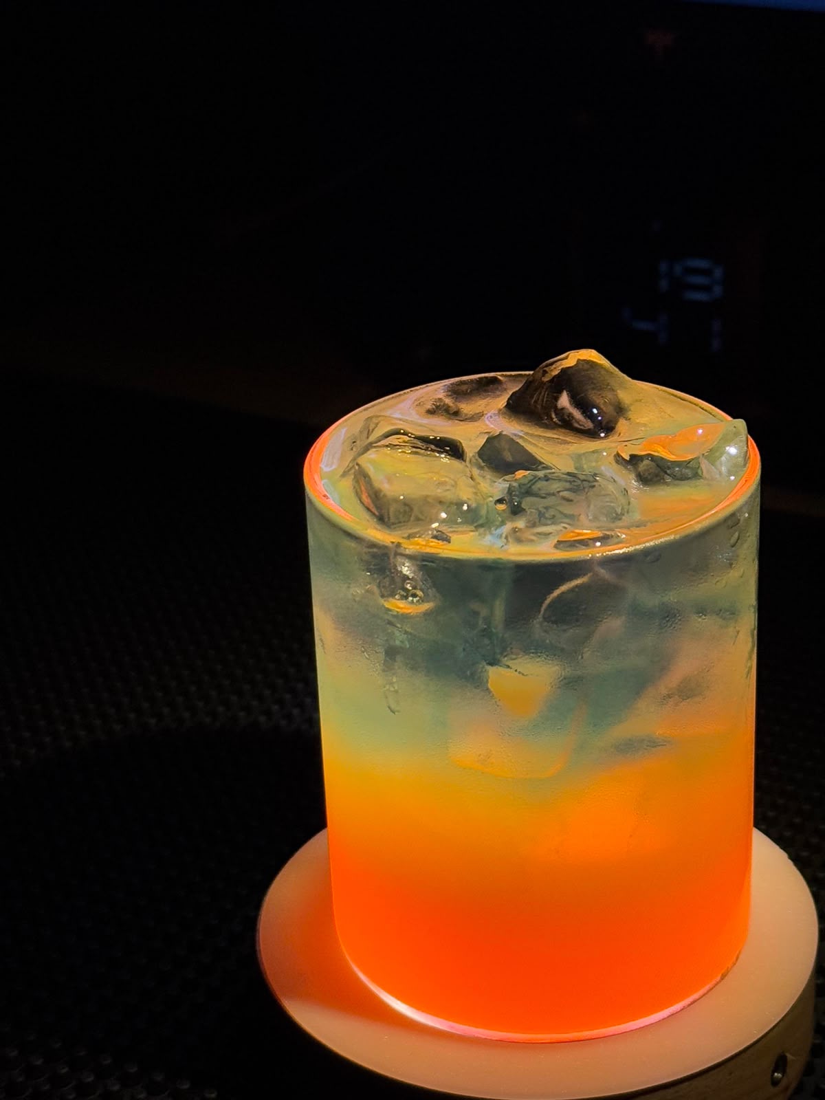 限定联名款特调（Limited Edition Collaboration Special Drink | Freshly Made & Delivered to the Streamer）